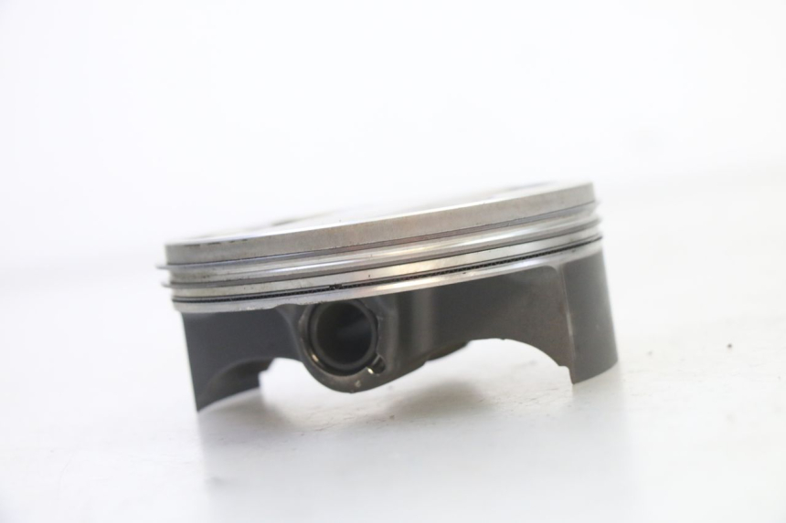 photo de CYLINDRE PISTON YAMAHA YZF YZ-F 450 (2014 - 2016) - Aperçu profil