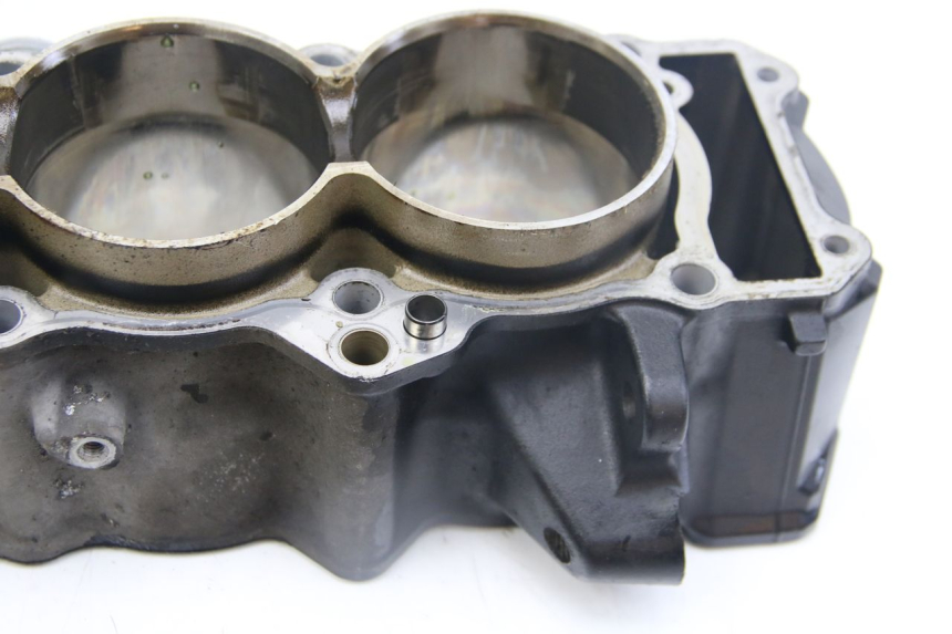 photo de CYLINDRE PISTON KAWASAKI Z ABS 1000 (2014 - 2020) - Gros plan technique