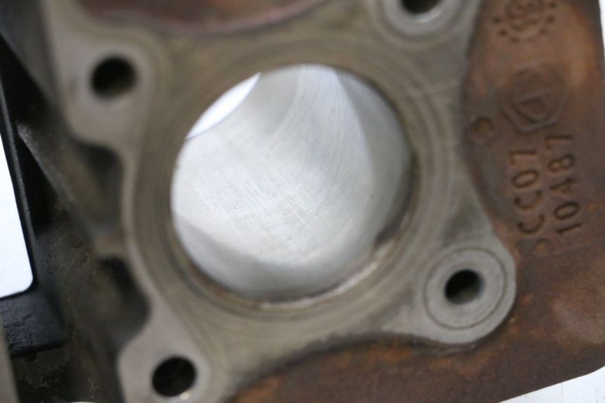 photo de CYLINDRE PISTON PIAGGIO ZIP 4T 50 (2018 - 2020) - Marquages et références