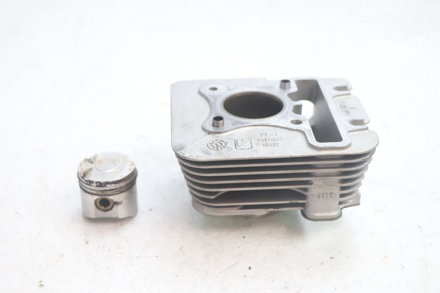 photo de CYLINDRE PISTON PIAGGIO ZIP IGET 4T 50 (2021 - 2023) - Vue principale