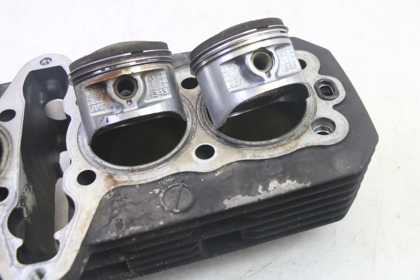 photo de CYLINDRE PISTON KAWASAKI ZR 7 750 (1999 - 2004) - Zoom état d’usage