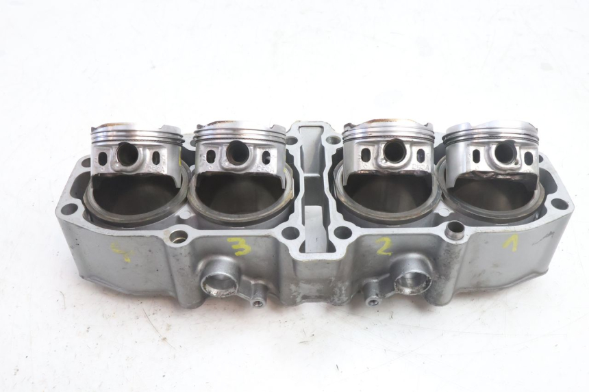 photo de CYLINDRE PISTON KAWASAKI ZZR 600 (1995 - 2004) - Vue principale