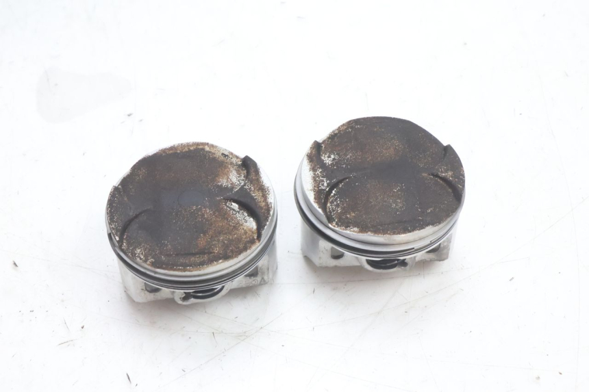 photo de CYLINDRE PISTON KAWASAKI ZZR 600 (1995 - 2004) - Inspection visuelle