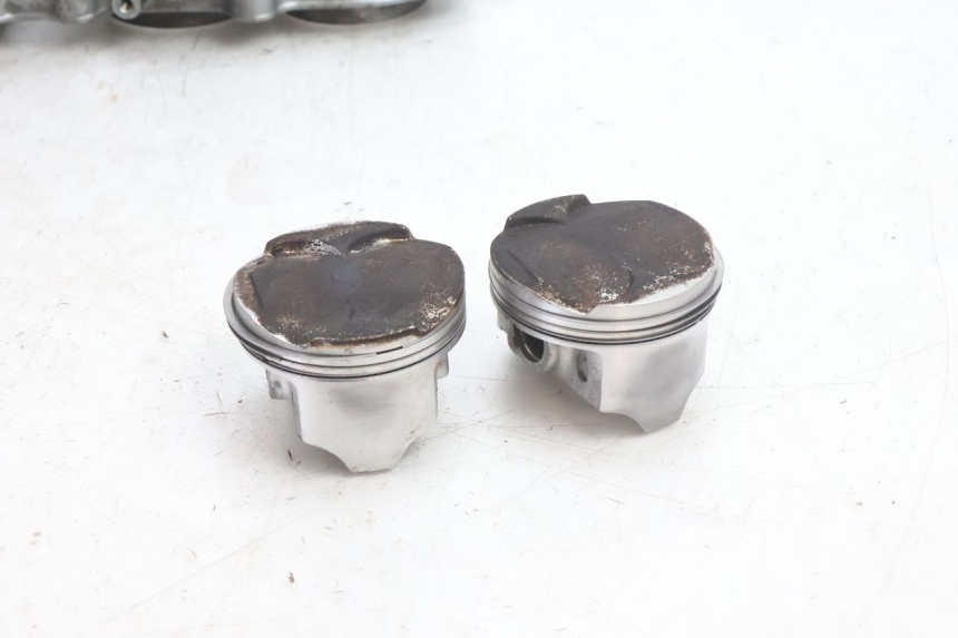 photo de CYLINDRE PISTON KAWASAKI ZZR 600 (1995 - 2004) - Zoom qualité