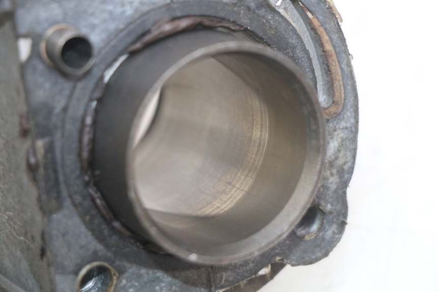 photo de CYLINDRE TNT MOTOR ROMA 10' 4T 50 (2019 - 2022) - Zoom état d’usage