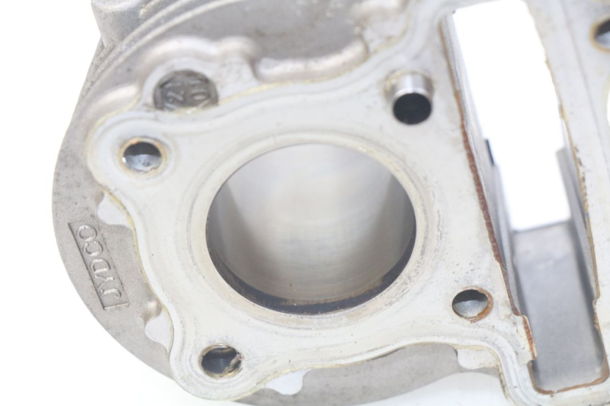 photo de CYLINDRE PEUGEOT STREETZONE 4T 50 (2018 - 2023) - Autre angle de vue