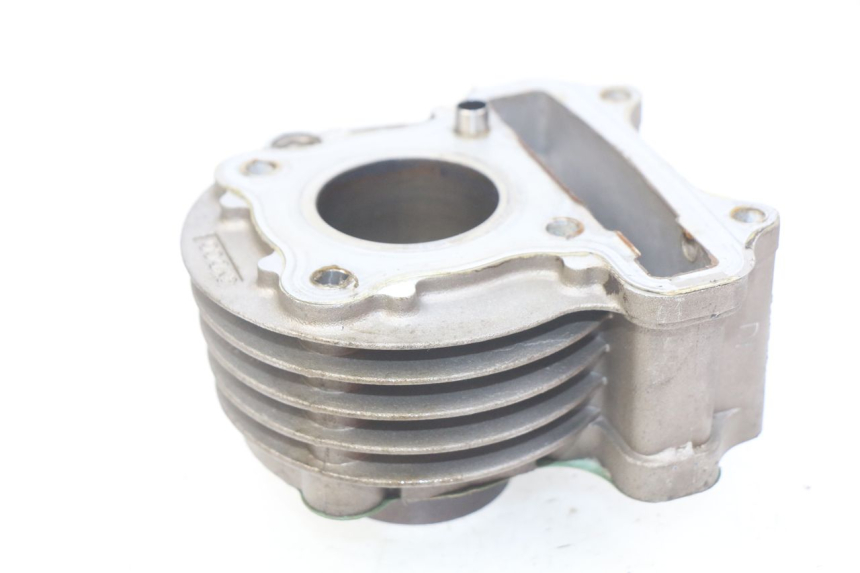 photo de CYLINDRE PEUGEOT STREETZONE 4T 50 (2018 - 2023) - État de surface