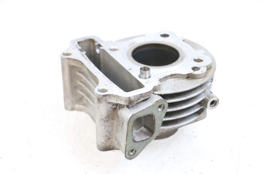 photo de CYLINDRE PEUGEOT V-CLIC VCLIC 50 (2007 - 2013) - État de surface