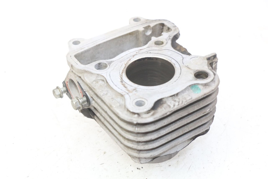 photo de CYLINDRE PEUGEOT VIVACITY NEW 4T 50 (2008 - 2017) - Pièce contrôlée