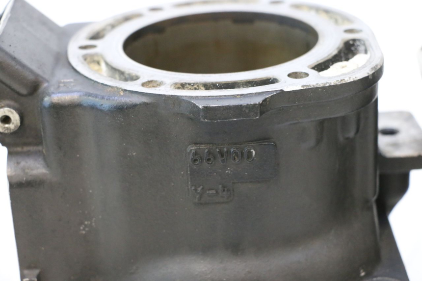 photo de CYLINDRE YAMAHA WAVE RUNNER GP R 1200 (2000 - 2003) - Zoom état d’usage
