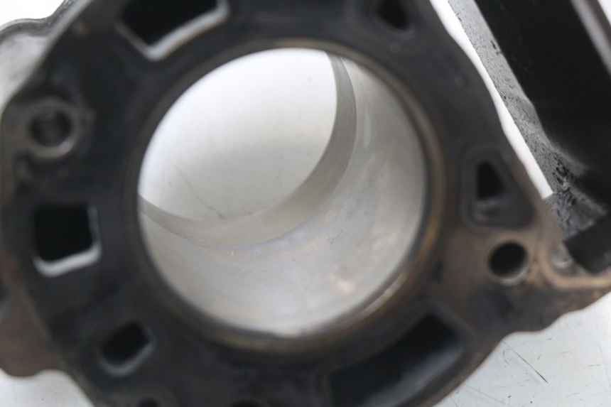 photo de CYLINDRE PIAGGIO X8 125 (2004 - 2007) - Points de fixation