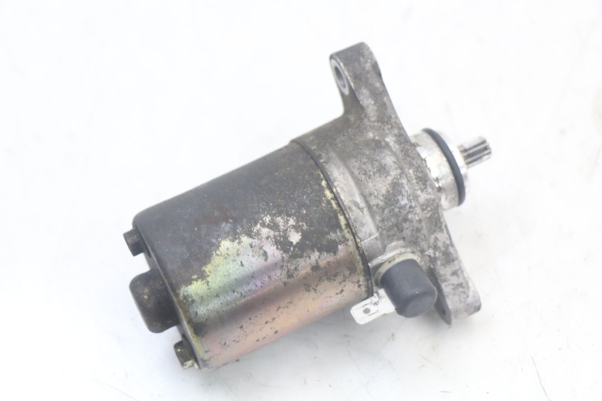 photo de DEMARREUR KYMCO AGILITY 4T 50 (2018 - 2022) - Autre angle de vue