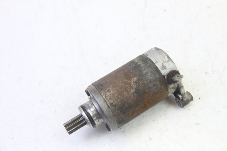 photo de Starter HYOSUNG GV AQUILA 125 (2000 - 2009) - Vue principale