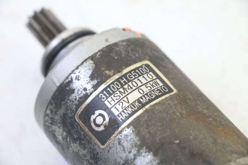 photo de Starter HYOSUNG GV AQUILA 125 (2000 - 2009) - Autre angle de vue