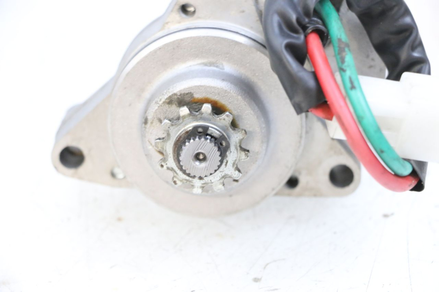 photo de DEMARREUR MAG POWER BOMBERS 4T 50 (2016 - 2026) - Autre angle de vue