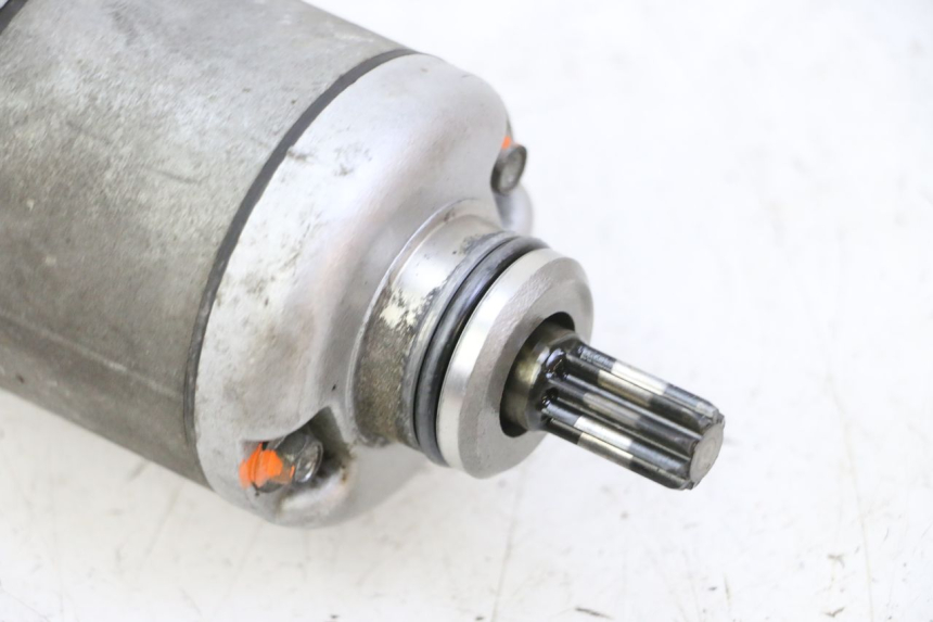 photo de DEMARREUR HONDA CBF 125 (2009 - 2015) - Gros plan technique