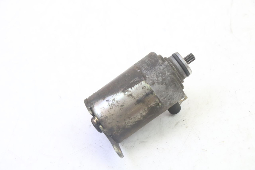 photo de DEMARREUR SYM CROX 4T 50 (2016 - 2023) - Gros plan technique