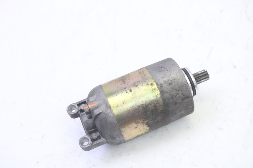 photo de DEMARREUR YAMAHA CYGNUS X INJECTION 125 (2007 - 2013) - Gros plan technique