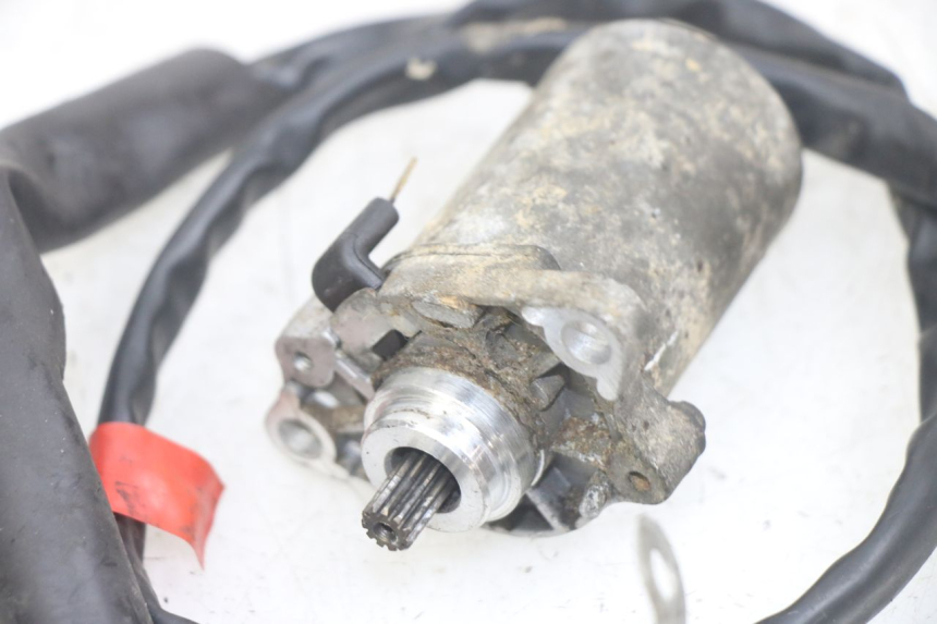 photo de DEMARREUR GILERA DNA 50 (2000 - 2007) - Autre angle de vue