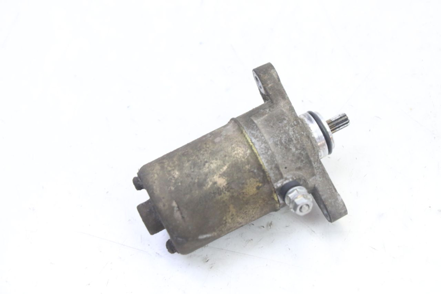 photo de DEMARREUR VENESI FLY RETRO 4T 50 (2020 - 2025) - Autre angle de vue