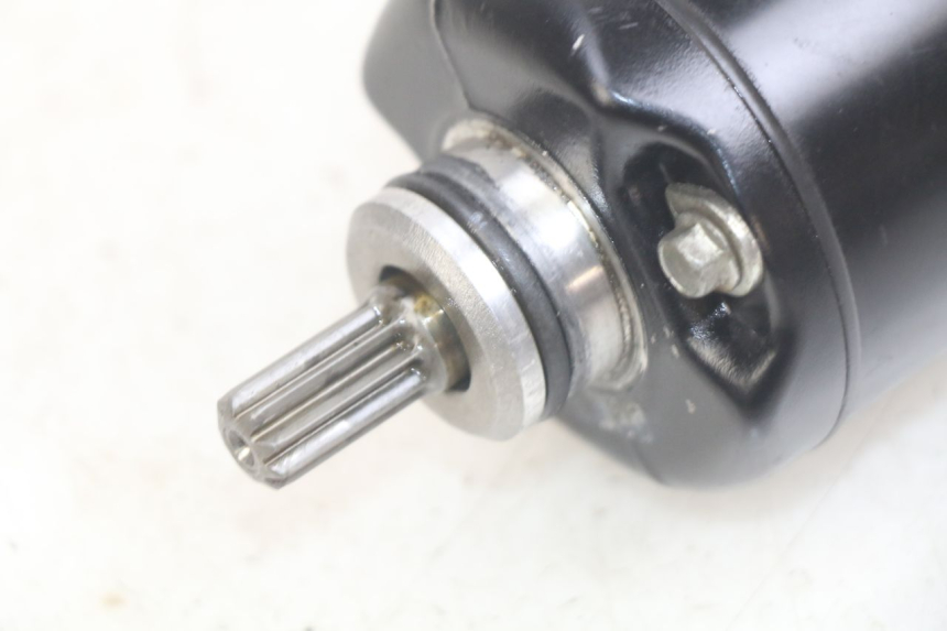 photo de DEMARREUR YAMAHA FZS FAZER 600 (1998 - 2001) - Détail de la pièce