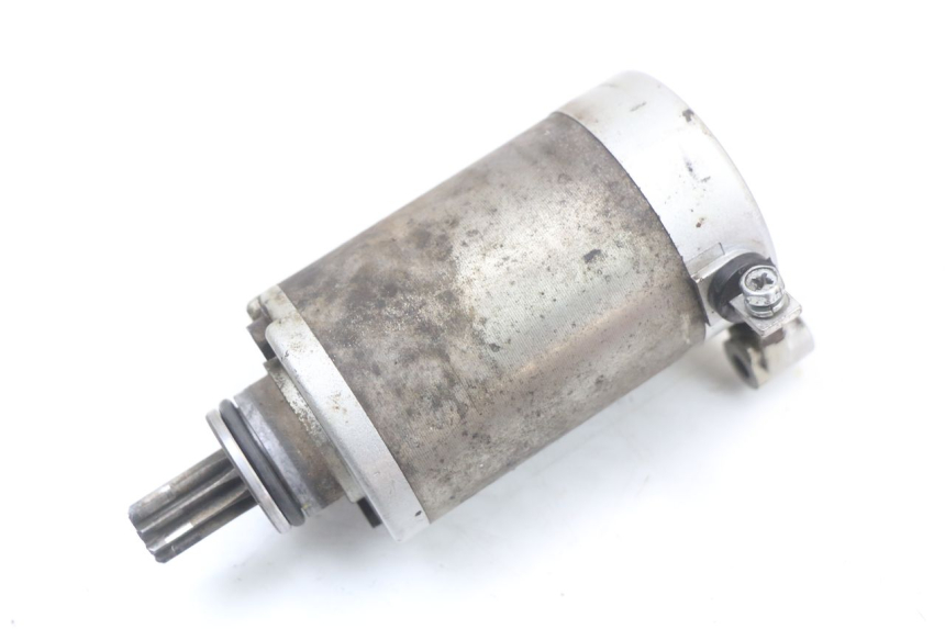 photo de Starter HYOSUNG GF 125 (2001 - 2005) - Autre angle de vue