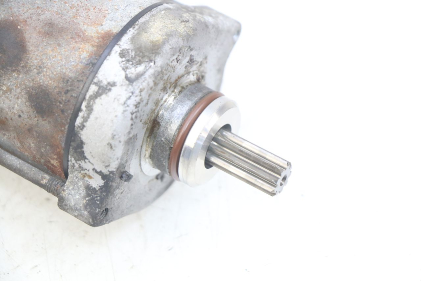 photo de DEMARREUR GILERA GP 800 (2007 - 2013) - Autre angle de vue