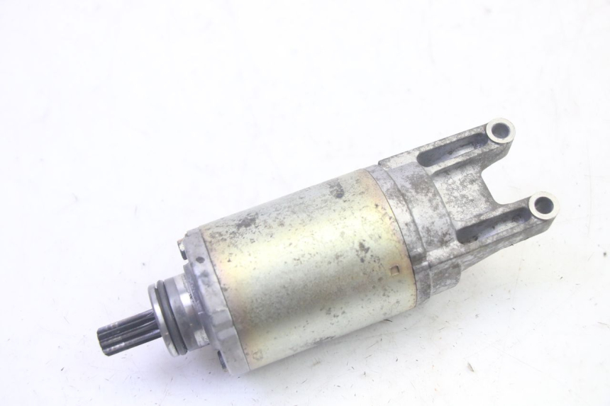 photo de DEMARREUR SUZUKI GSF N BANDIT 600 (1996 - 1999) - Gros plan technique