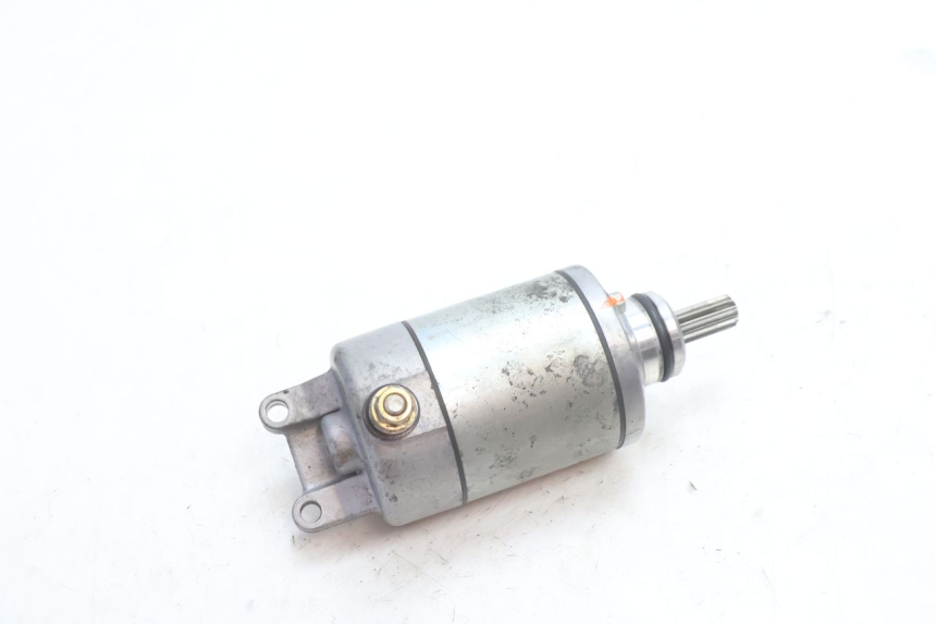 photo de DEMARREUR SUZUKI GSR 600 (2005 - 2012) - Autre angle de vue