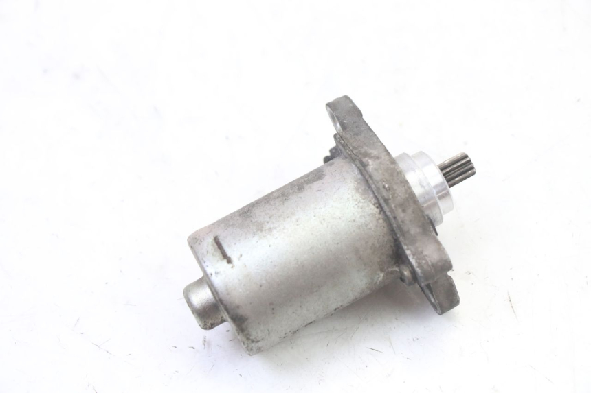 photo de DEMARREUR PEUGEOT KISBEE 2T 50 (2018 - 2022) - Gros plan technique