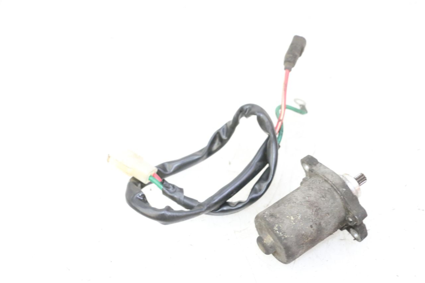 photo de DEMARREUR PEUGEOT KISBEE 2T 50 (2010 - 2017) - Gros plan technique