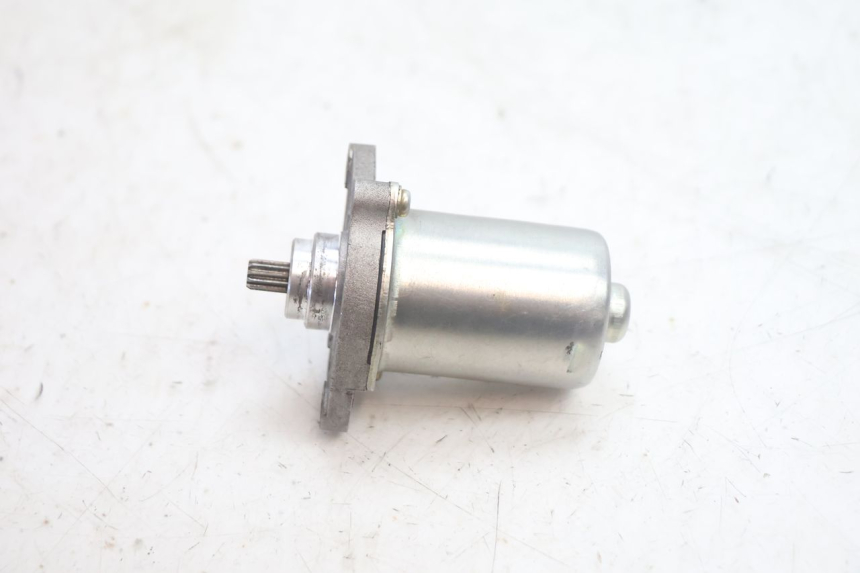 photo de DEMARREUR PEUGEOT KISBEE 2T 50 (2010 - 2017) - Détail de la pièce
