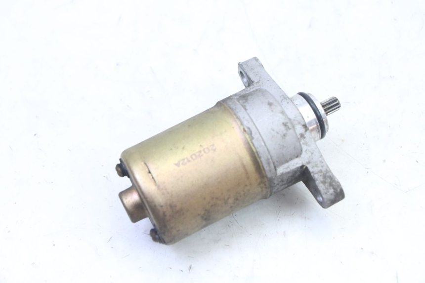 photo de DEMARREUR PEUGEOT KISBEE 4T 50 (2018 - 2022) - Gros plan technique