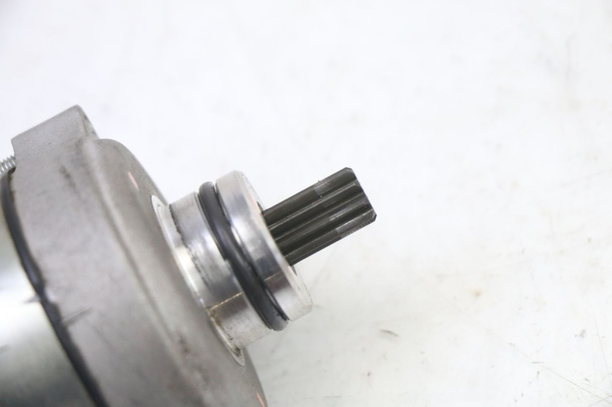 photo de DEMARREUR PIAGGIO MP3 HPE 310 (2024 - 2025) - Zoom état d’usage