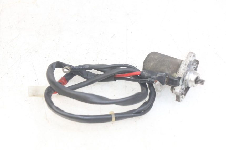 photo de DEMARREUR PIAGGIO NEW TYPHOON 50 (2010 - 2017) - Autre angle de vue