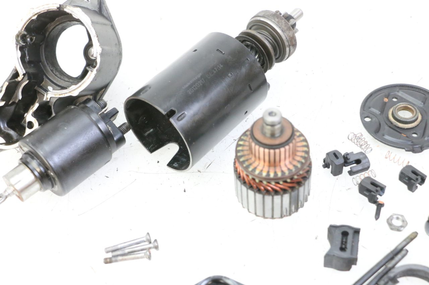 photo de DEMARREUR MOTO GUZZI NORGE 8V GT 1200 (2011 - 2016) - Autre angle de vue