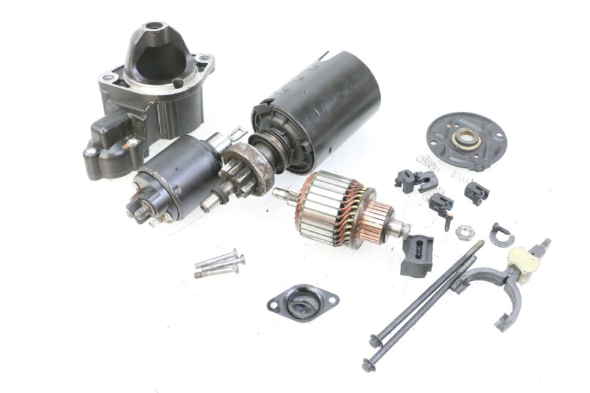 photo de DEMARREUR MOTO GUZZI NORGE 8V GT 1200 (2011 - 2016) - État de surface