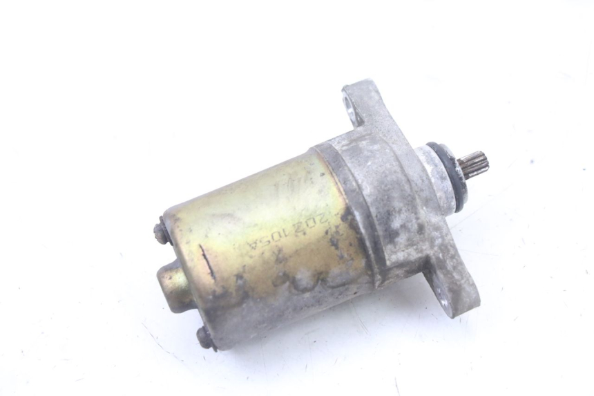 photo de DEMARREUR PEUGEOT KISBEE 4T 50 (2018 - 2022) - Gros plan technique