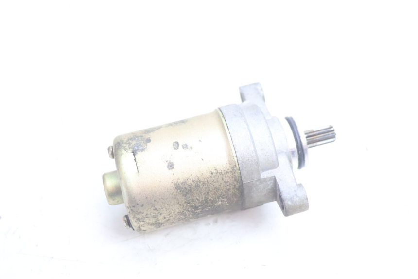 photo de DEMARREUR TNT MOTOR ROMA 12' 2T 50 (2007 - 2018) - Gros plan technique