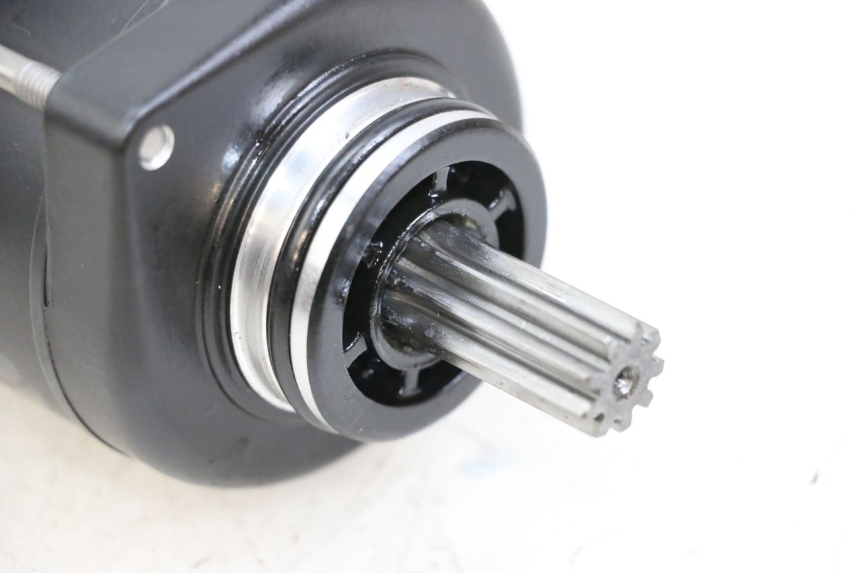 photo de DEMARREUR ROYAL ENFIELD CONTINENTAL GT 650 (2019 - 2024) - Autre angle de vue