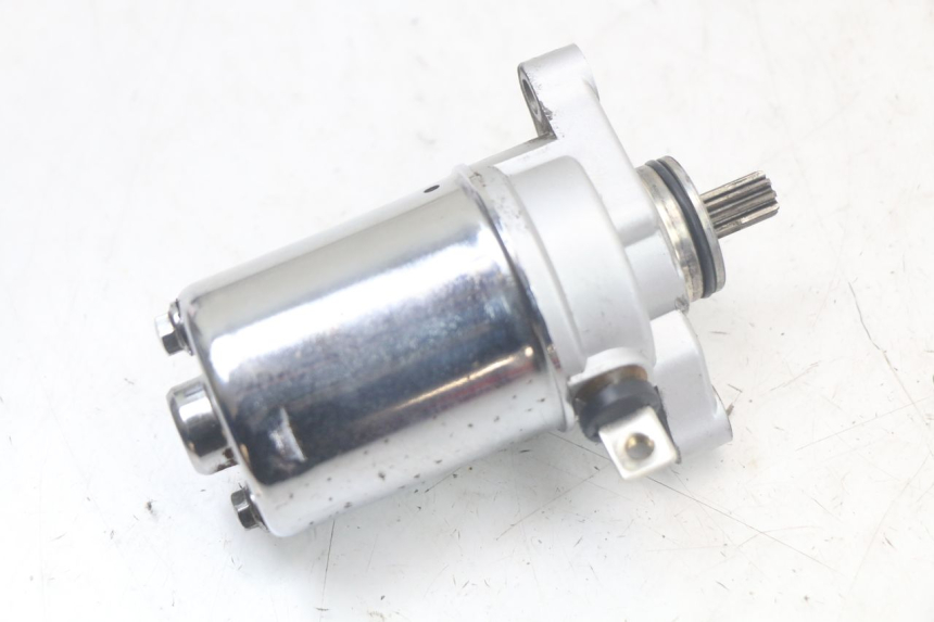 photo de DEMARREUR KEEWAY RY6 2T 50 (2011 - 2019) - Gros plan technique