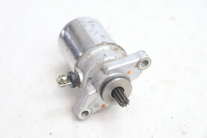 photo de DEMARREUR KEEWAY RY6 2T 50 (2011 - 2019) - Gros plan technique