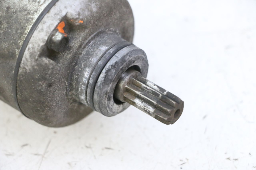 photo de DEMARREUR PEUGEOT SATELIS 125 (2013 - 2018) - Gros plan technique