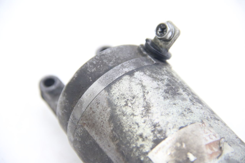 photo de DEMARREUR SUZUKI SIXTEEN 125 (2008 - 2010) - Autre angle de vue