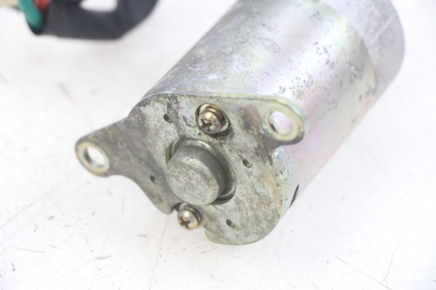 photo de DEMARREUR PEUGEOT SPEEDFIGHT 4 4T 50 (2015 - 2020) - Gros plan technique