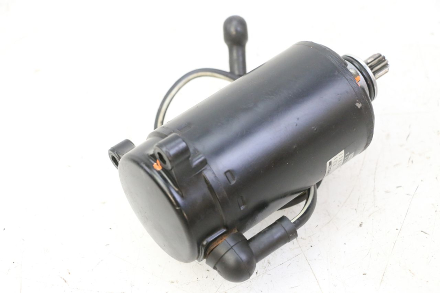 photo de DEMARREUR TRIUMPH SPRINT 900 (1995 - 1998) - Gros plan technique