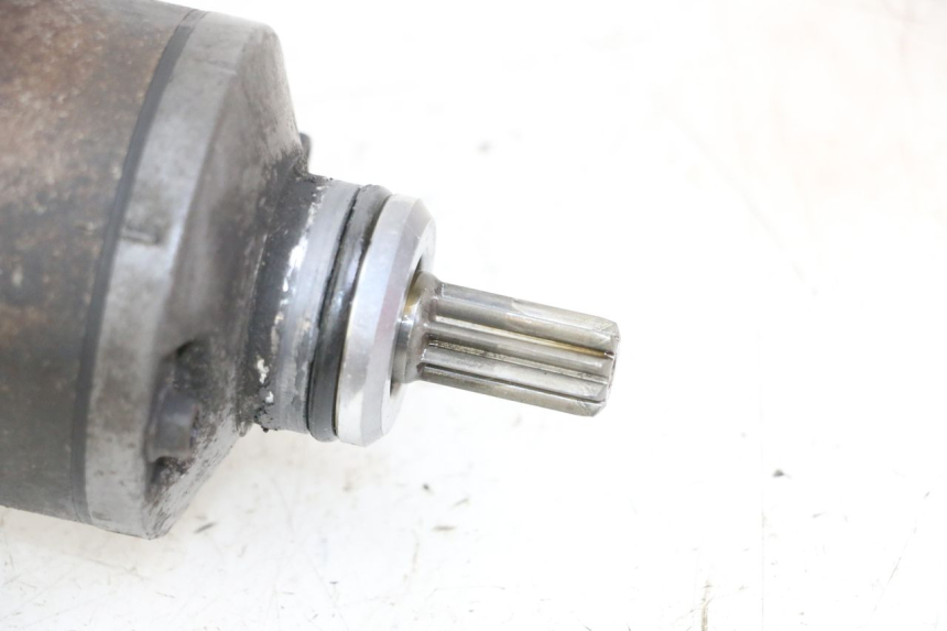 photo de DEMARREUR SUZUKI SV S 650 (1999 - 2002) - Gros plan technique