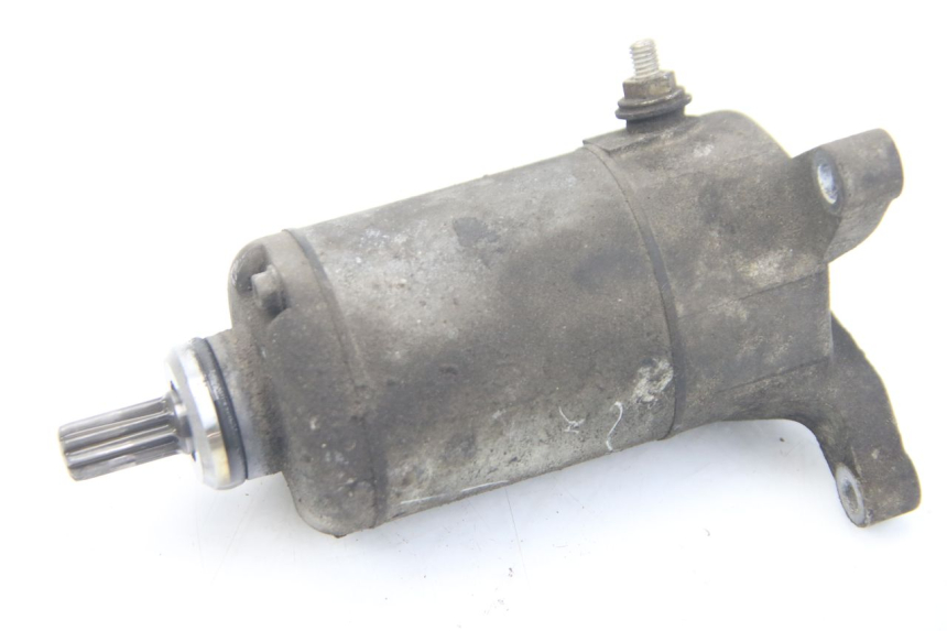 photo de DEMARREUR SUZUKI SV S 650 (1999 - 2002) - Autre angle de vue