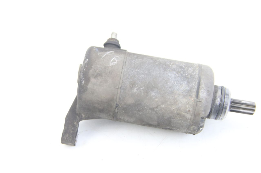photo de DEMARREUR SUZUKI SV S 650 (1999 - 2002) - Gros plan technique