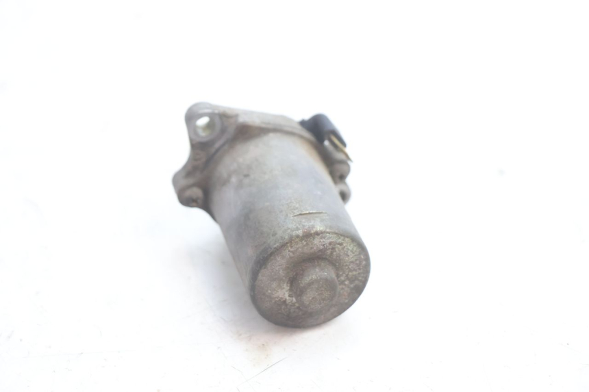 photo de DEMARREUR PEUGEOT TREKKER 50 (1995 - 2004) - Points de fixation